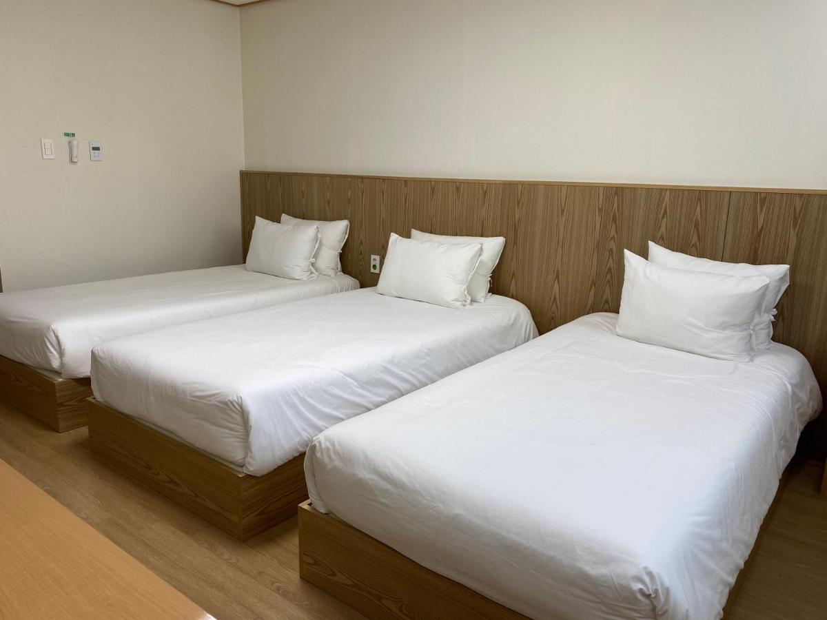 Seogwipo Dongwon Hotel エクステリア 写真